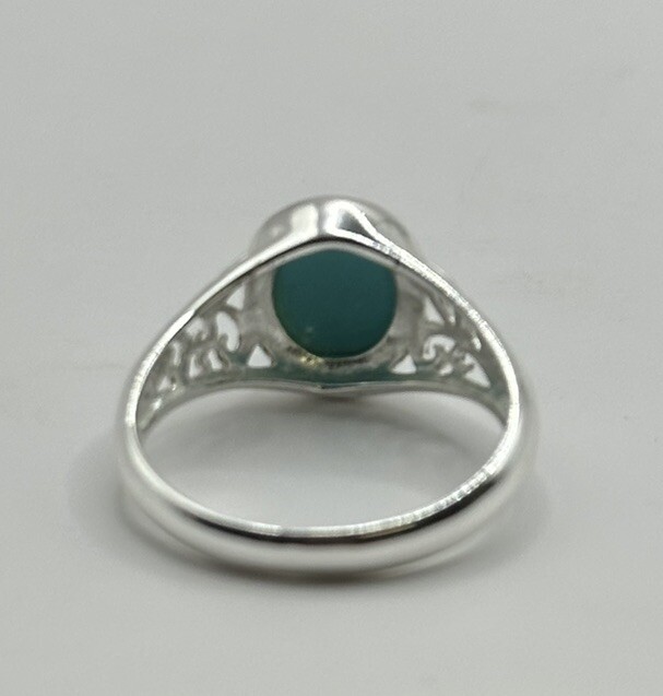 Sterling Silver Navajo Turquoise Oval Ring Size 9.5 (3g)