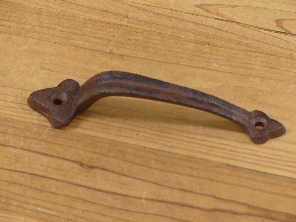 4 CAST IRON HANDLES RUSTIC DRAWER PULLS 6" LONG HANDLE GRASP DOOR GATE FARM