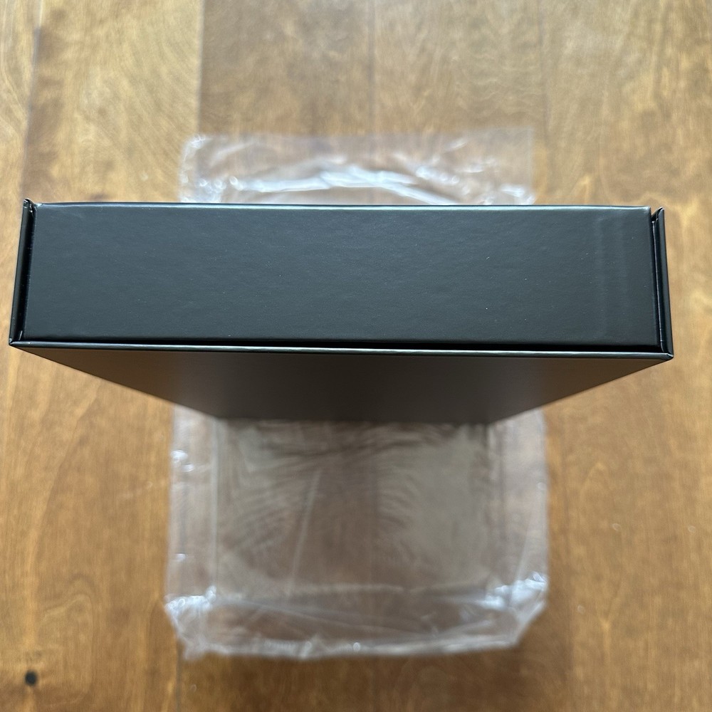 Bulk 20 Count Large Magnetic Gift Boxes (2 DAMAGED) - Backbone Trail Black