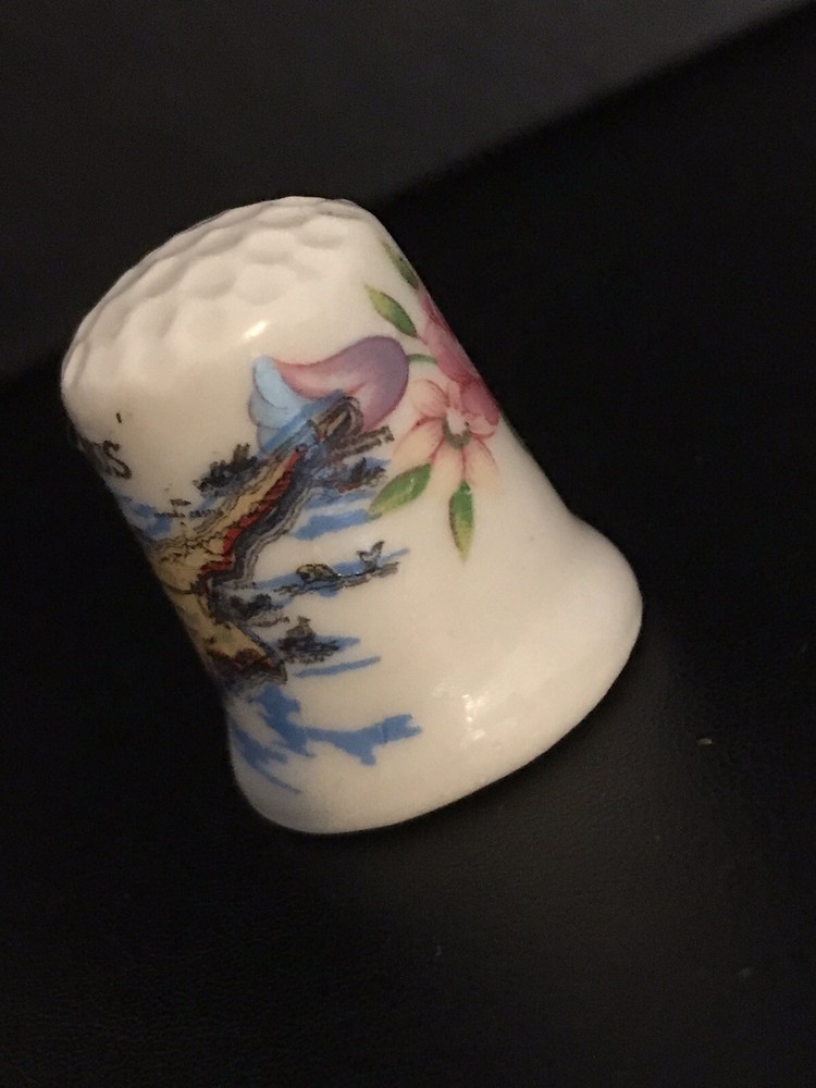 Collectable Thimble - Cyprus Map 8