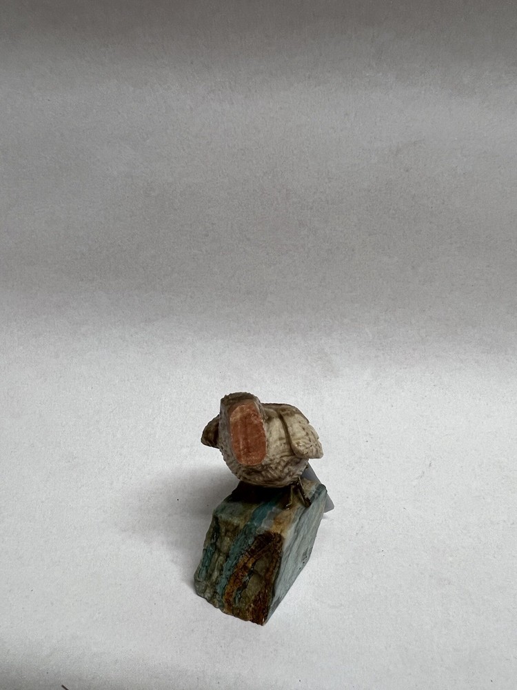 Vintage PARROT hardstone figure 2 1/2” tall
