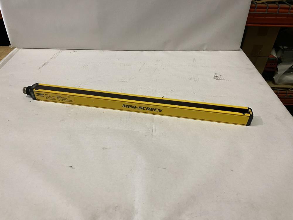 BANNER MINI SCREEN # MSE2424Y Light Curtain