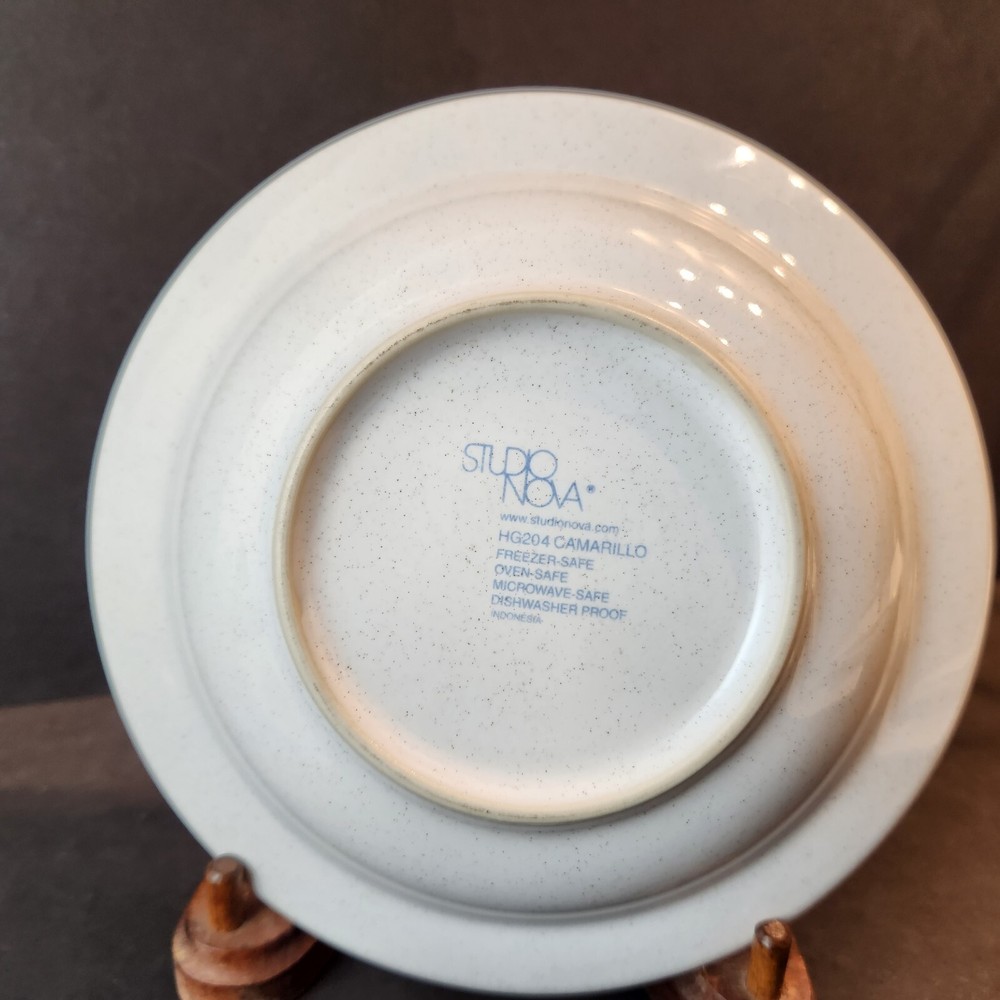 Camarillo by Studio Nova 4 Piece Place Setting