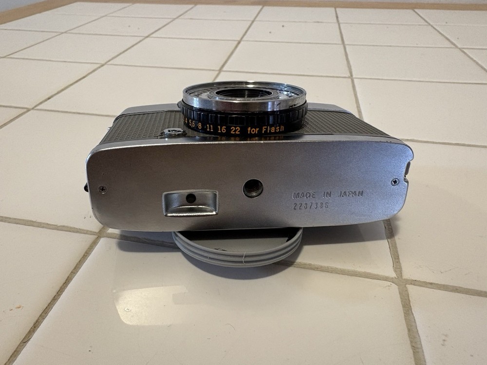 Olympus EE-2 35mm Film Camera