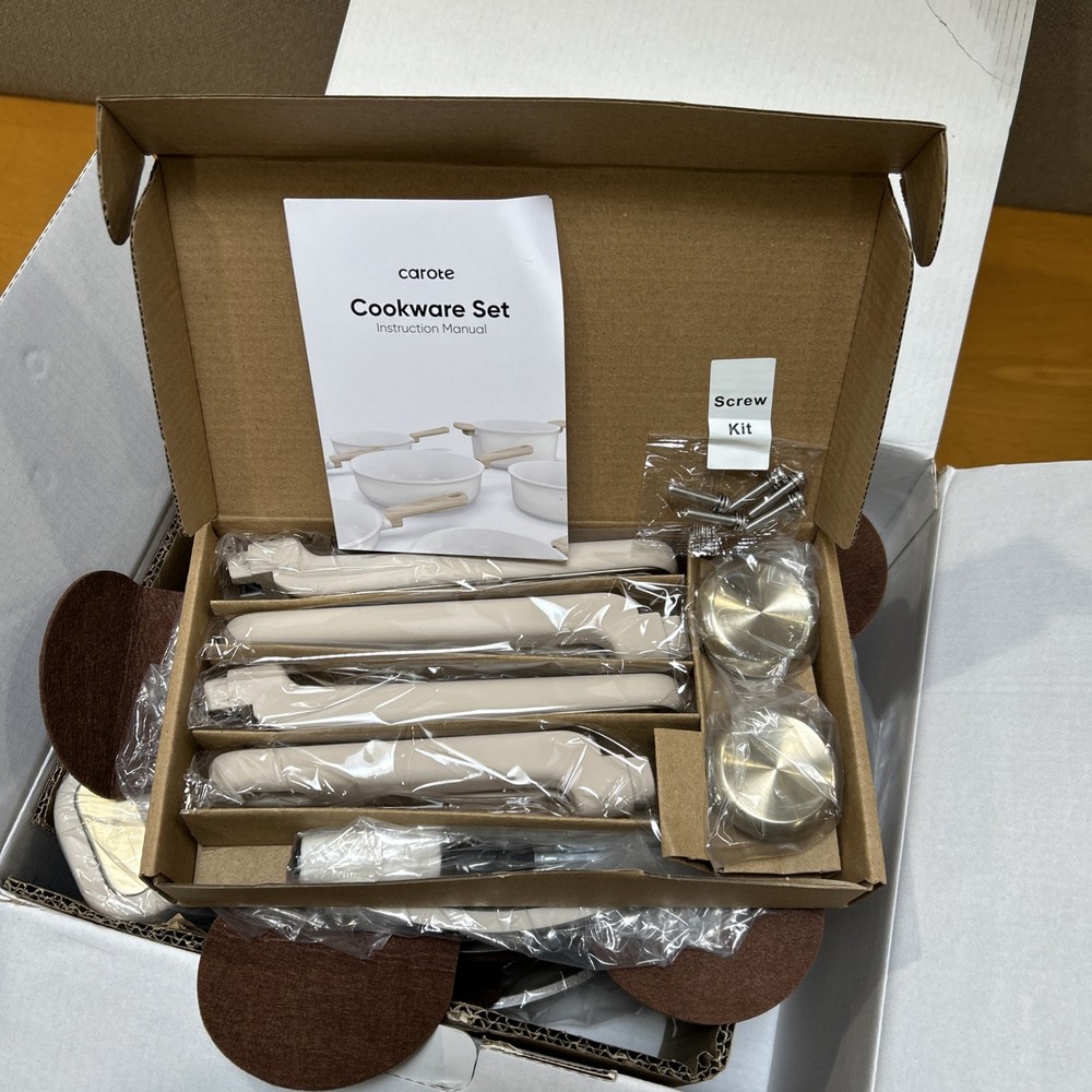 Carote Cookware Ceramic 16 Piece set New Open Box