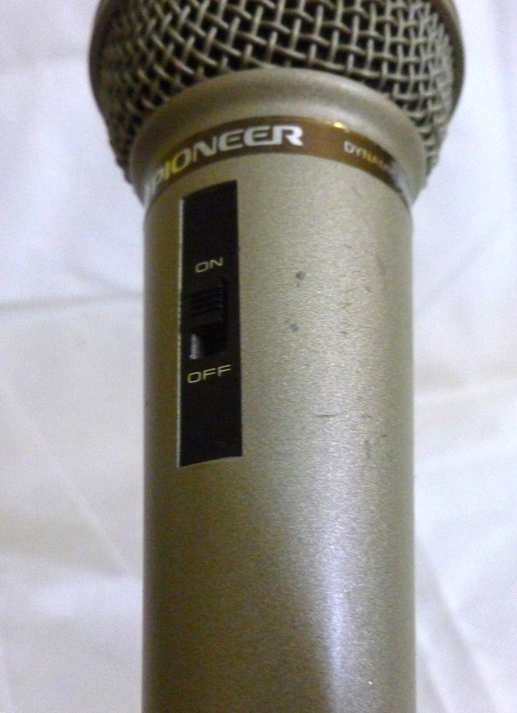 Pioneer DM-21A Uni-Directional Dynamic Microphone Mic