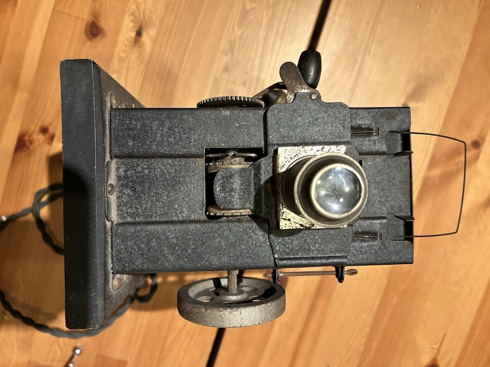 Keystone Movigraph Slide Projector