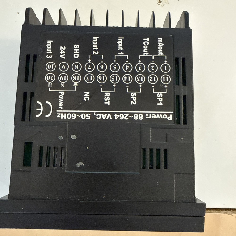 RAYTEK THERMALERT GP PANEL METER POWER: 88-264 VAC, 50-60HZ RAYGPC