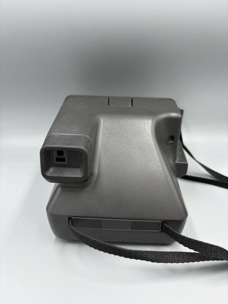 Polaroid One Step Close Up 600 Instant Camera Black-Untested