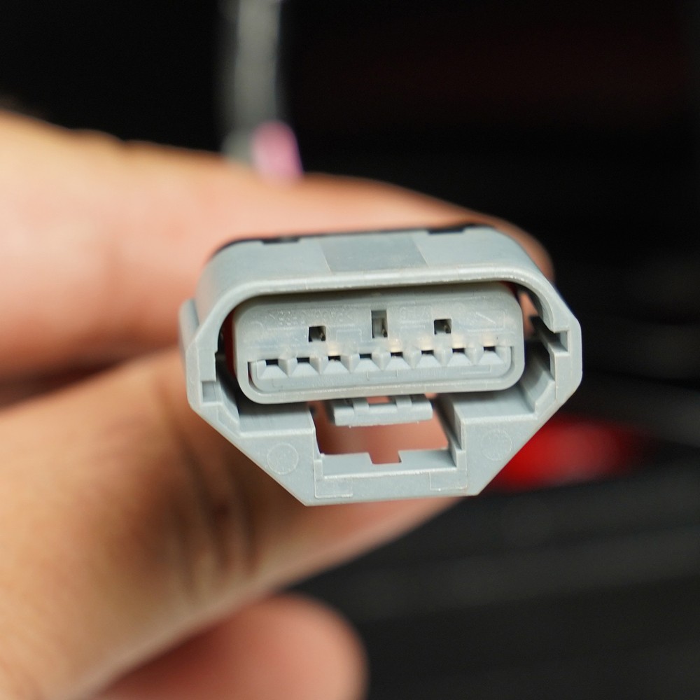 For 2019-2024 Dodge RAM 1500 LED Tail Light W/ Blind spot Left Driver 68262531AH