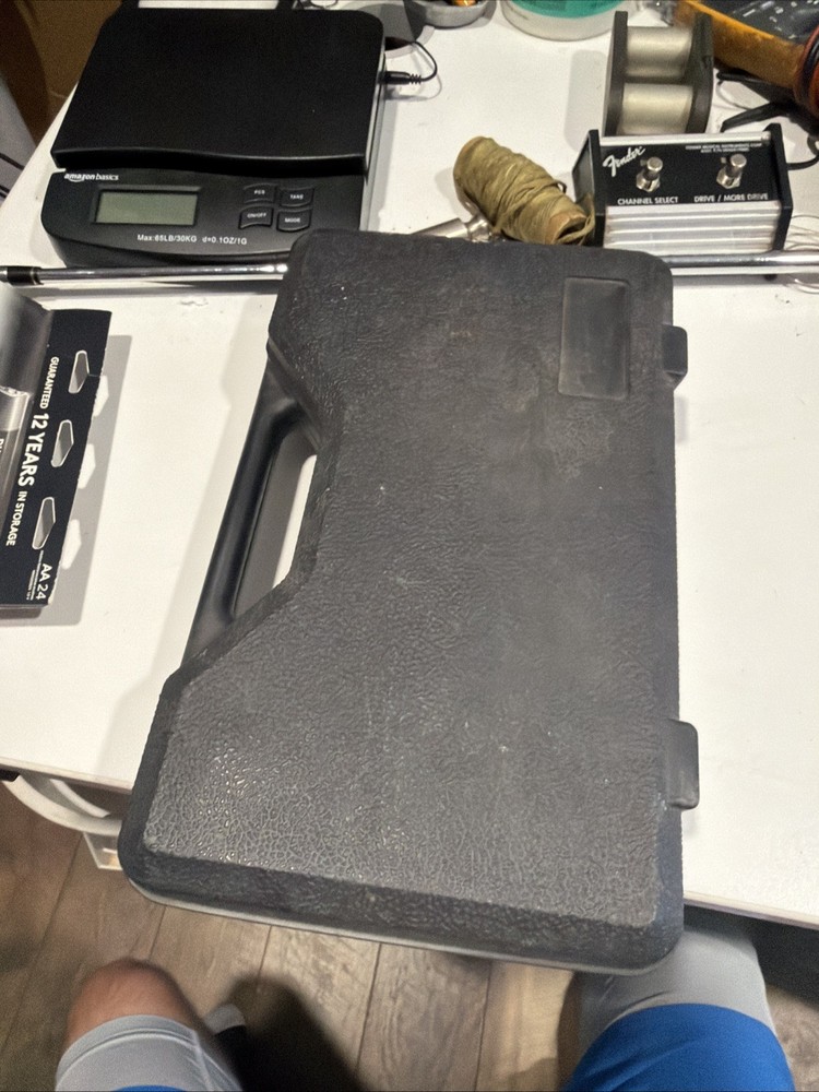 UEI DAFM2 - THERMO-ANEMOMETER