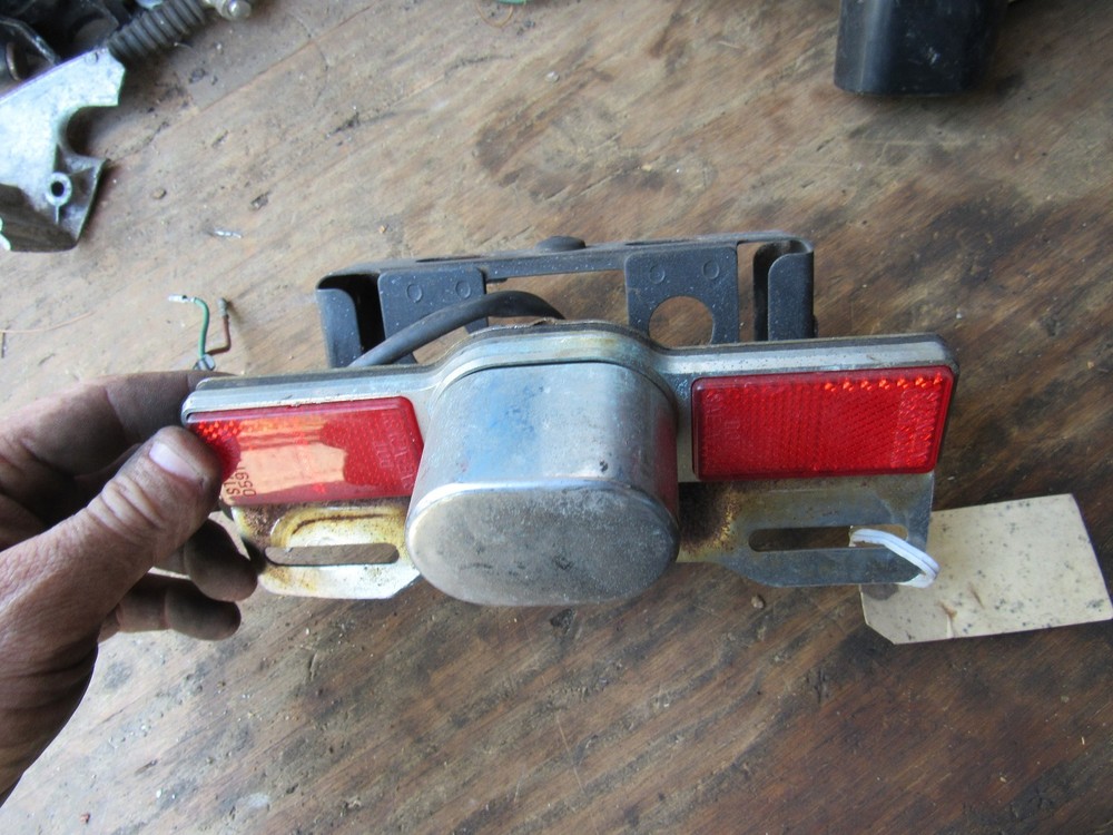 1984 honda vt700 shadow license plate light bracket