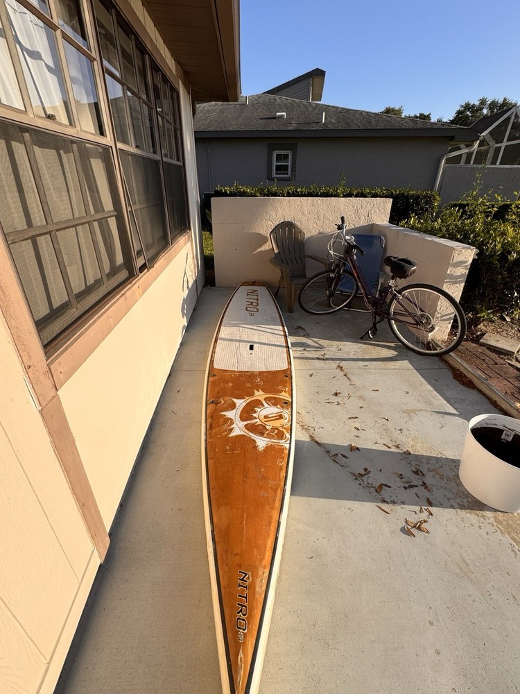 Paddleboard. 14’ Nitro. Beautiful Shape. Needs A Fin