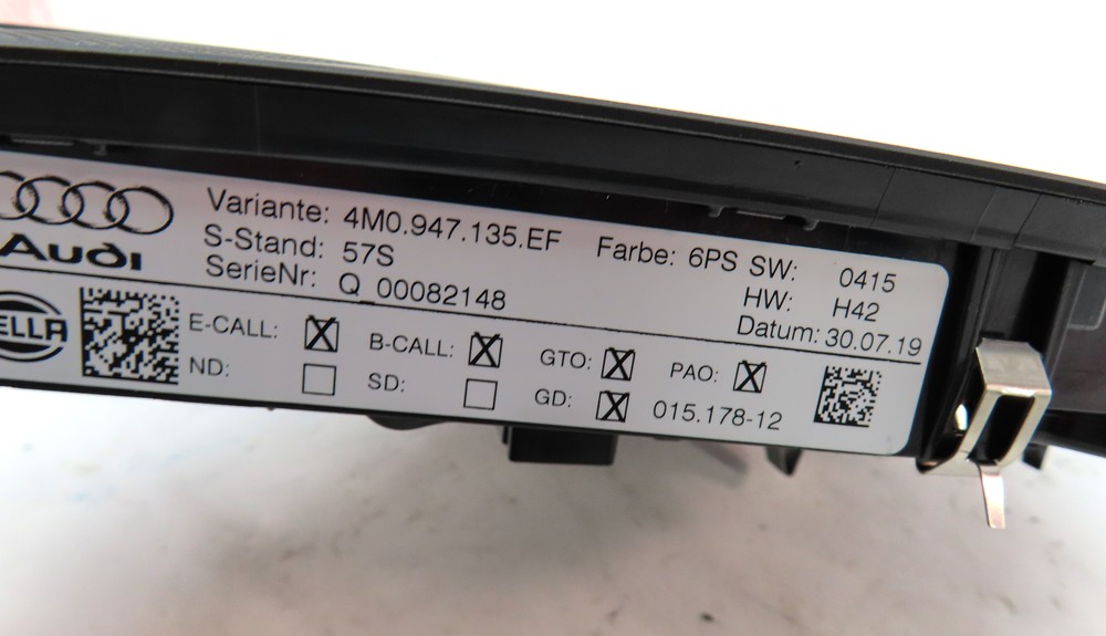 2019 AUDI Q7 (4M) FRONT DOMELIGHT MAP READING COURTESY DOME LIGHT (BLACK)