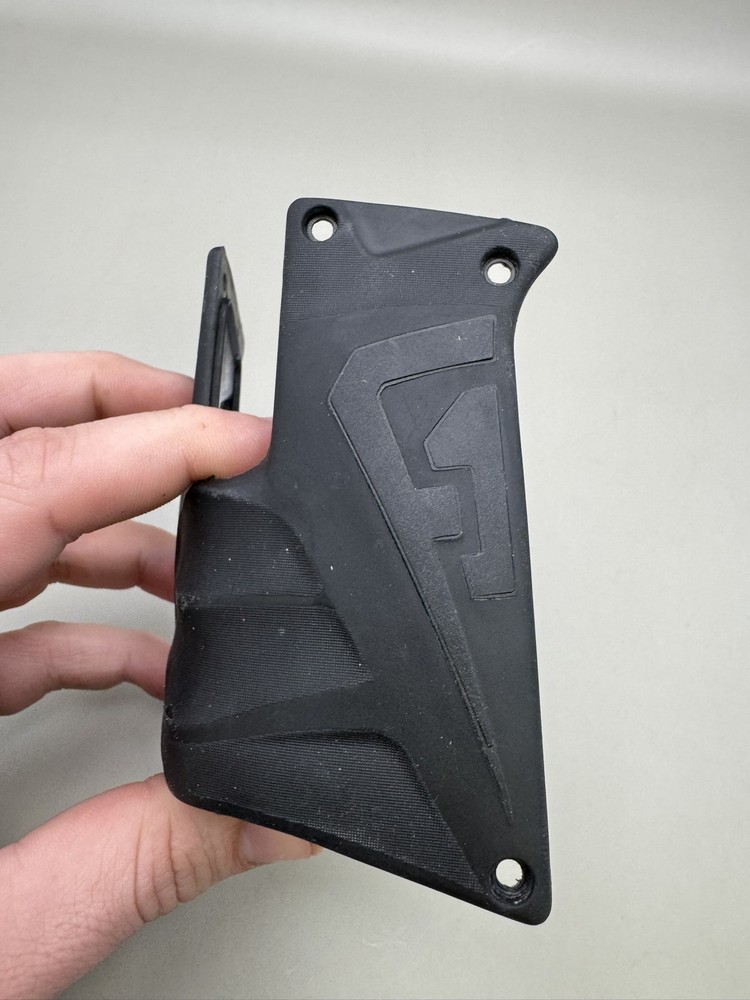 Field One PB Force Grips Black