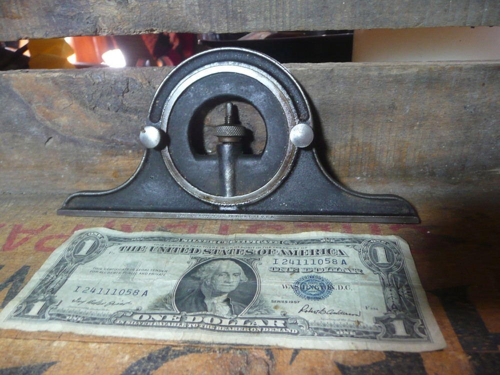 Vintage BROWN & SHARPE Protrator Head.