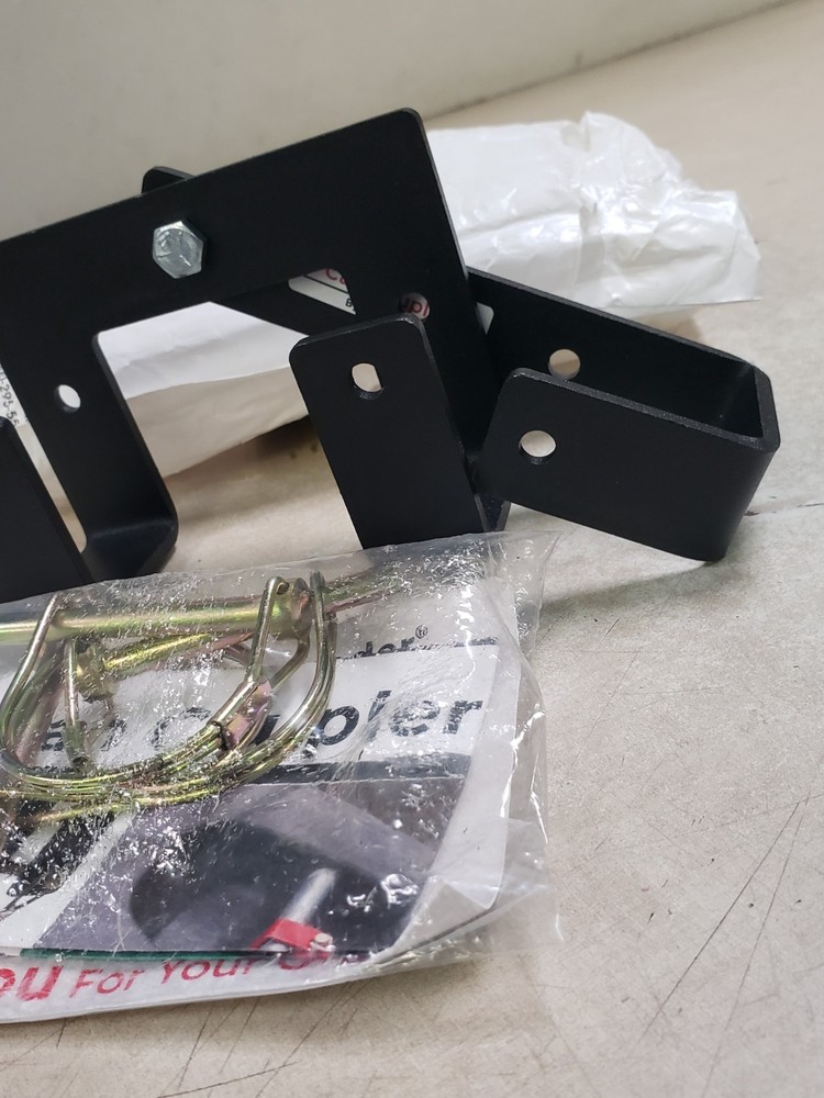 Garbage Commander Can Coupler Single Can Attachment