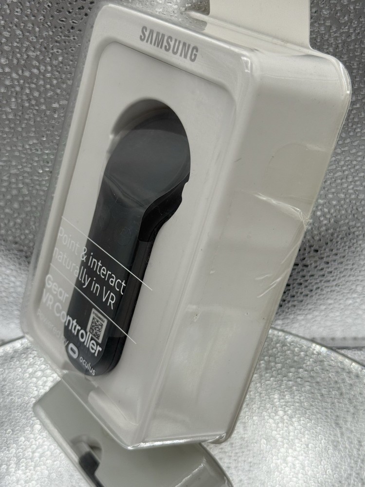 Samsung ET-YO324BBEGUS Gear VR Controller - Black