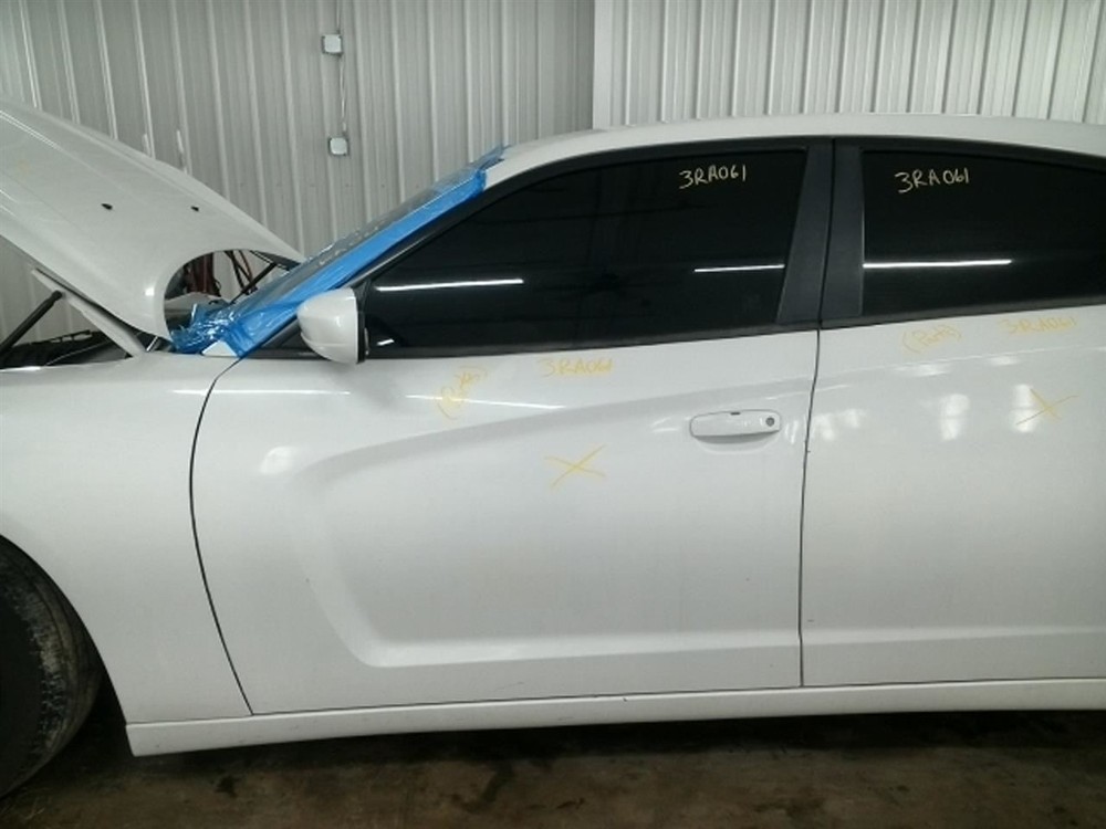 CHARGER 2013 High Mounted Stop Light 104797211