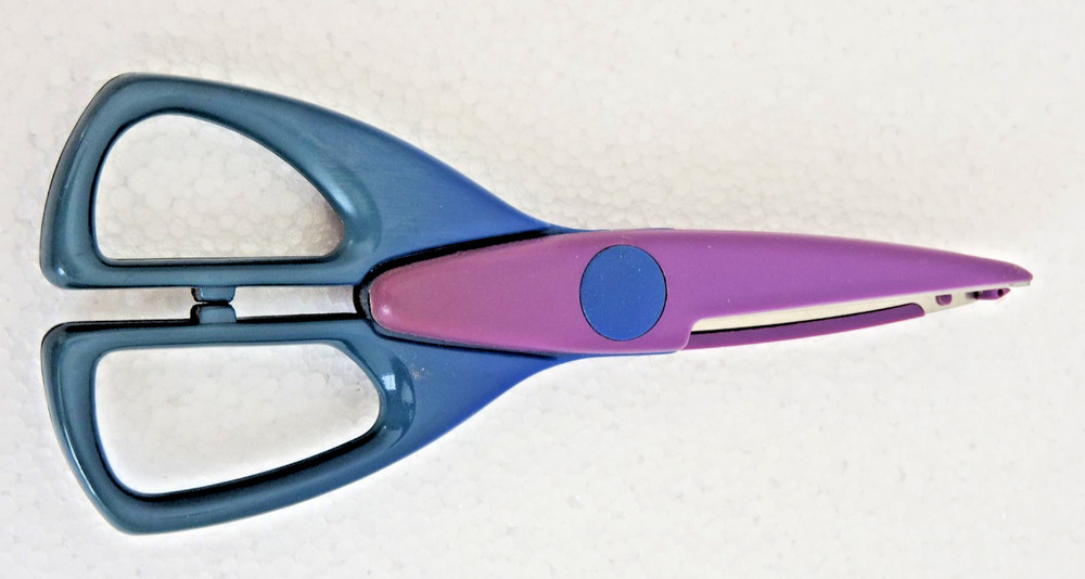Crinkle Cut Craft Scissors 6" Cracker Wave Ruffle Edge Paper Cutter Plastic