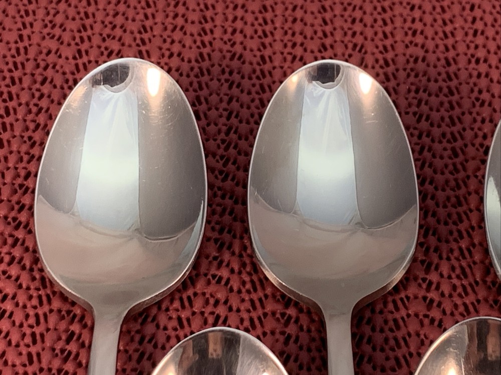 8 Teaspoons STARGLOW Wallace Stainless 5 7/8”