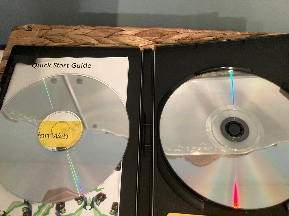 Microsoft Expression Web (Upgrade & Training Tutorial) w/Key