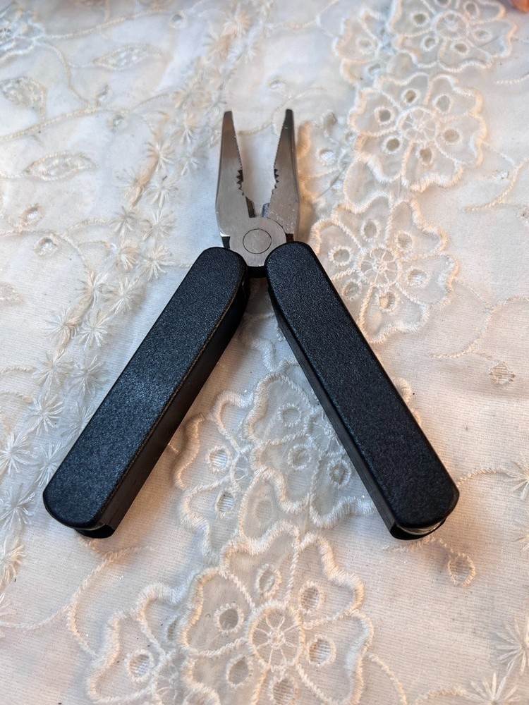 Folding Multi Tool with Carrying Case Black Handle