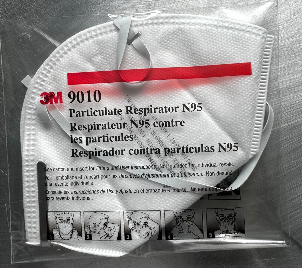 2 Boxes 100 Pcs Dust Masks Resperators 3M 9010 Individually Sealed 50 / Box NEW