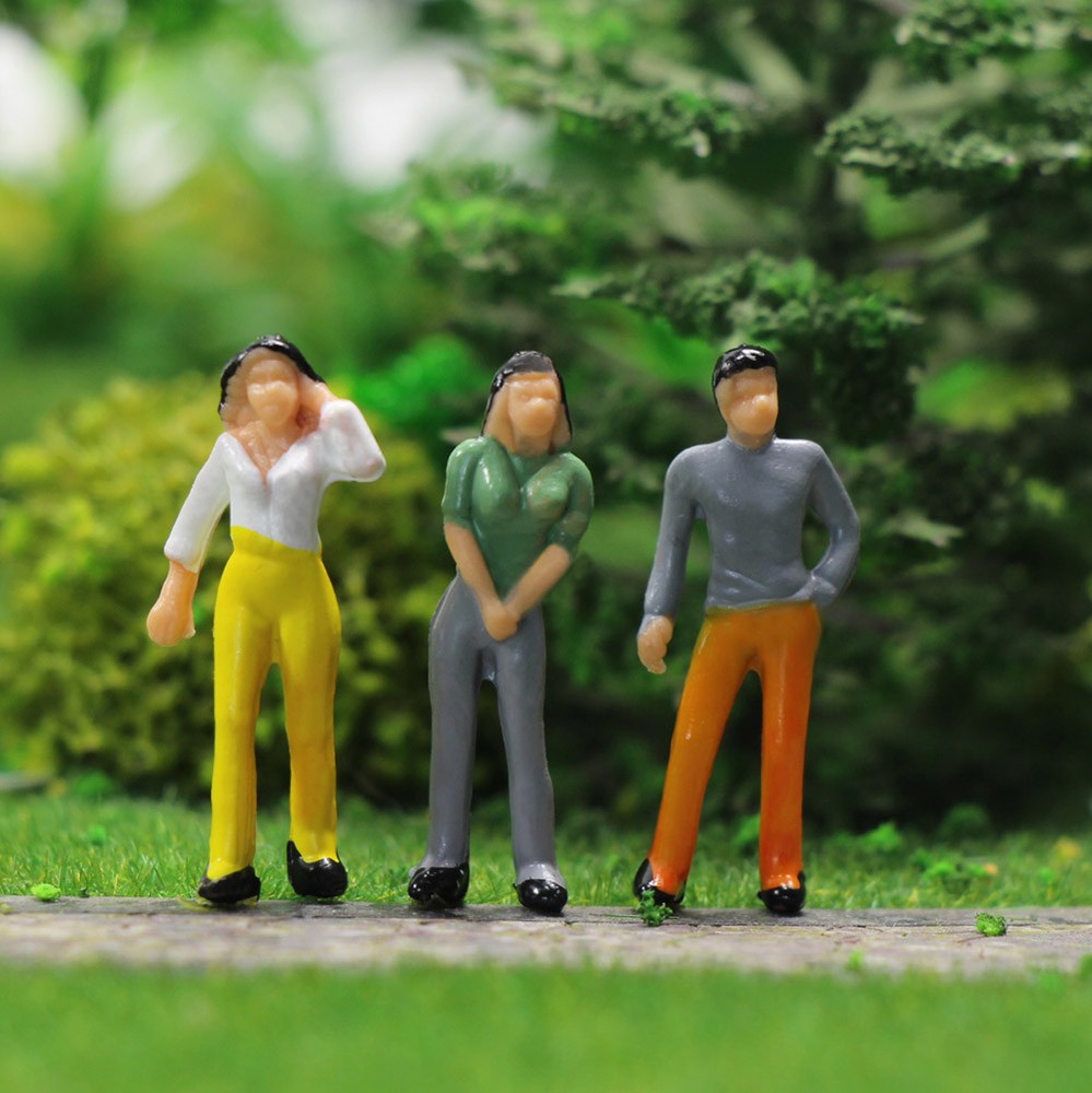 P75W 100pcs Model Trains OO Scale 1:75 Painted People Figures