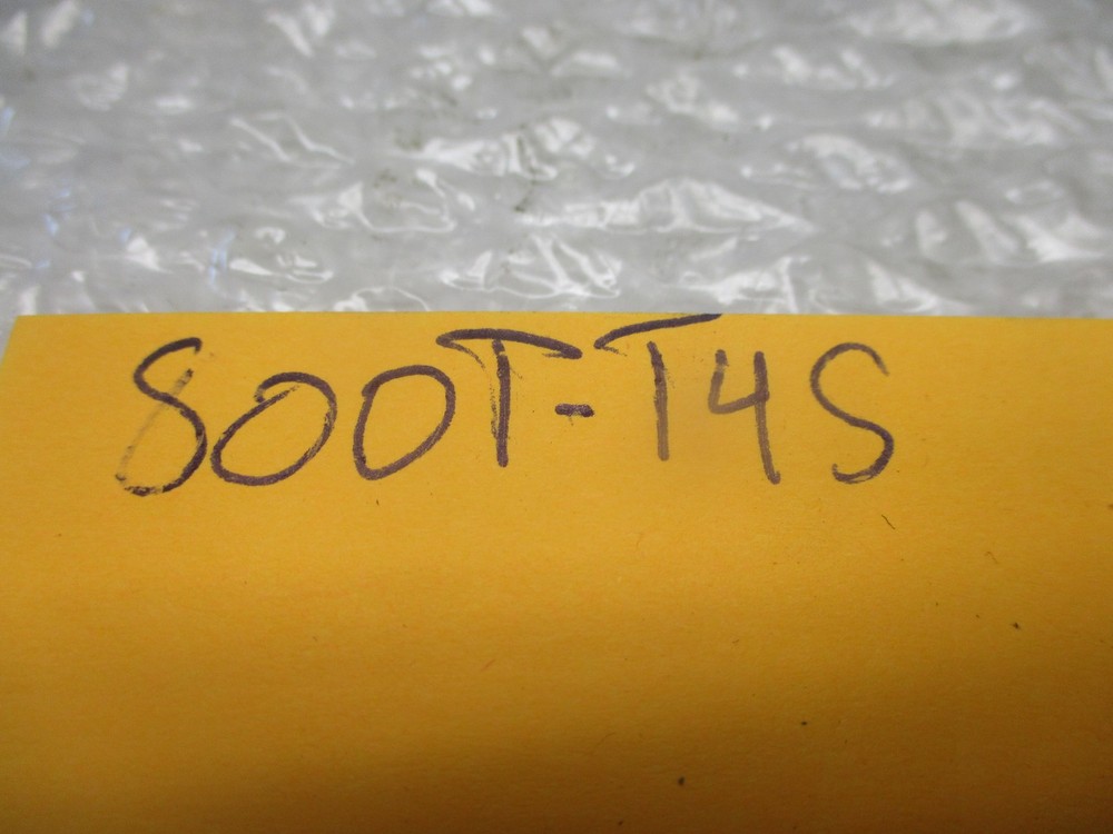 ALLEN BRADLEY 800T-T4S SER.P TOGGLE SWITCH (AS PICTURED) UNMP