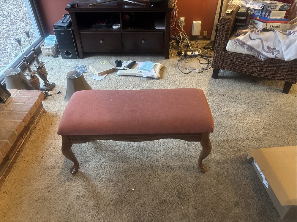 Vintage ottoman