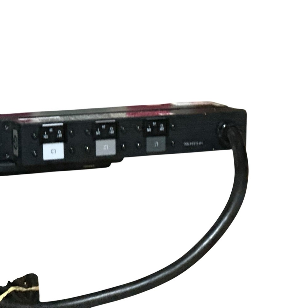 39-Outlets Vertical Rackmount PDU Hewlett Packard 3 Phase Input HP S1324 PDU