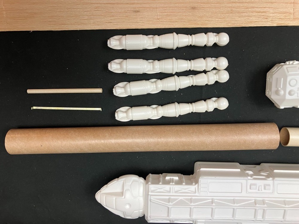 Centuri Space 1999 Eagle Transporter Flying Model Rocket Kit - Open - Complete