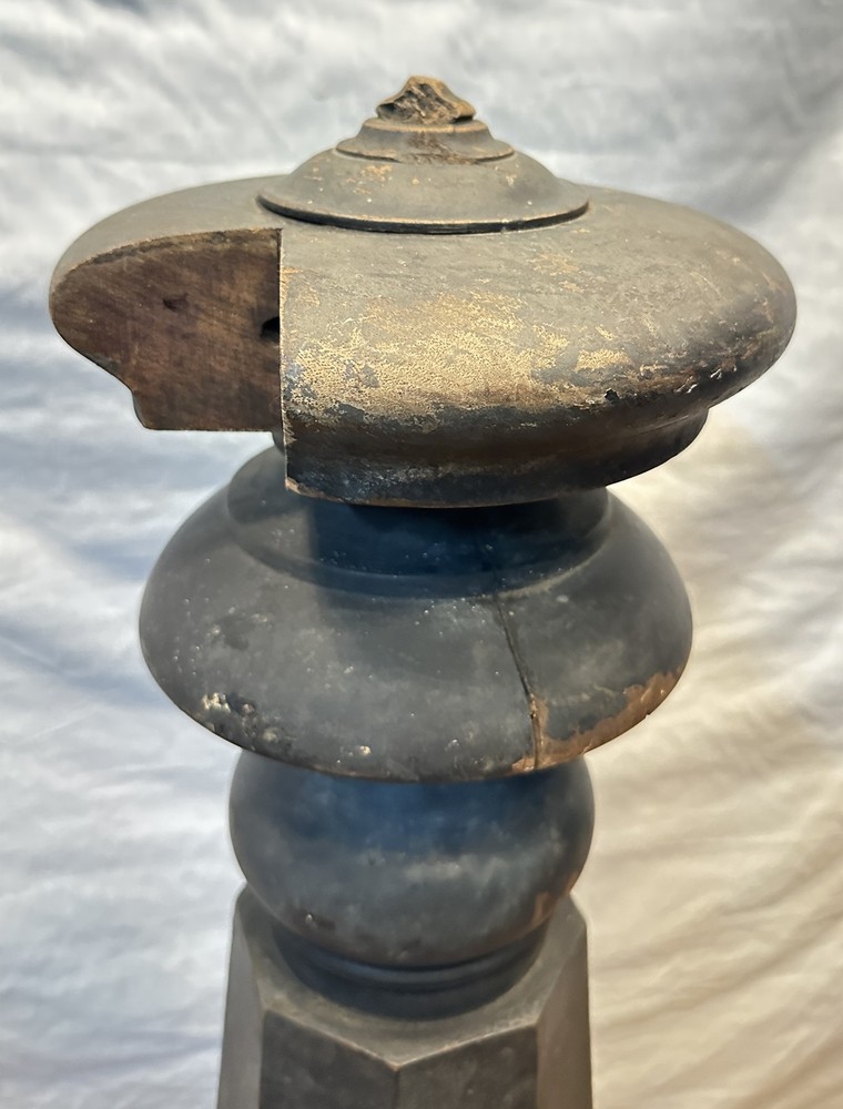 Octagonal Walnut Newel Post GA20419