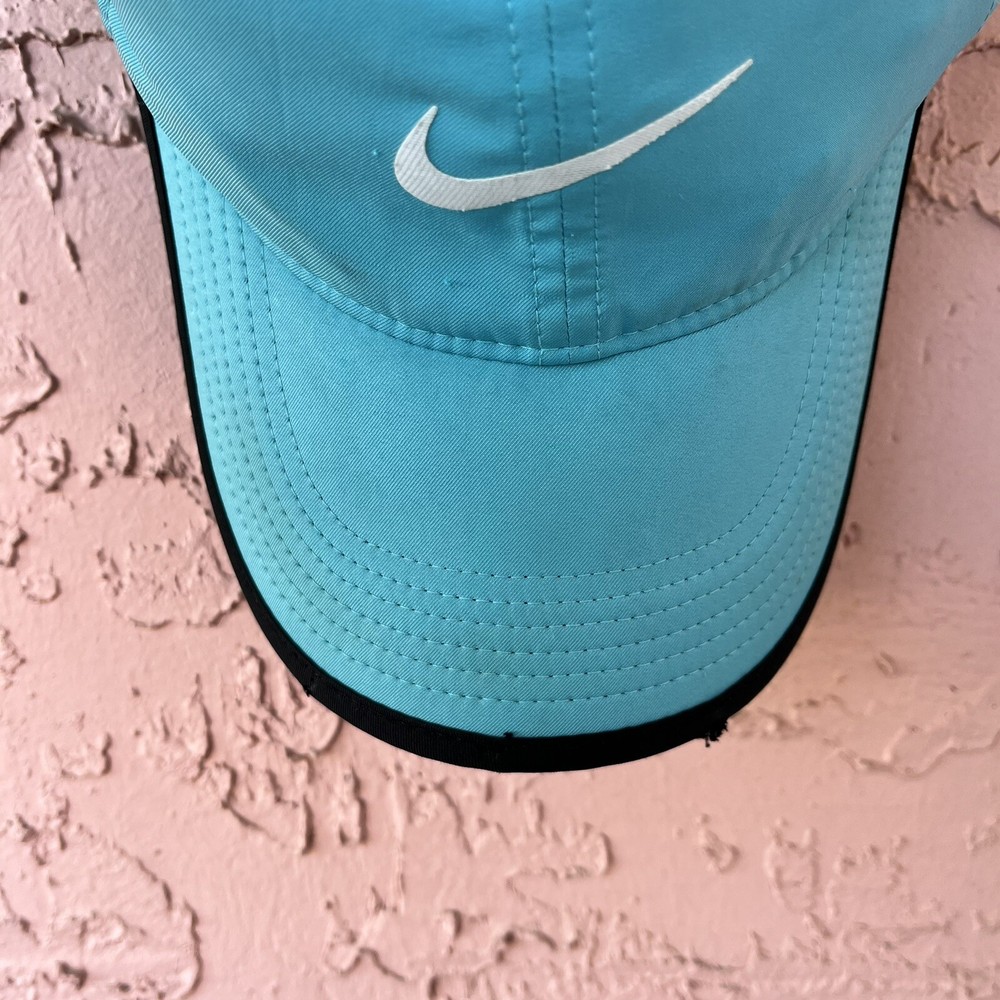 Nike Featherlight Dri-Fit Hat Cap Strap Back Sky Blue Panel Lightweight Flaw