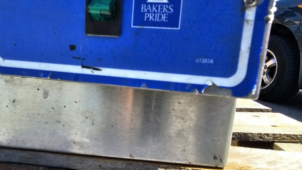 Bakers Pride EP-2-2828 Double Deck Countertop Electric Pizza Deck Oven
