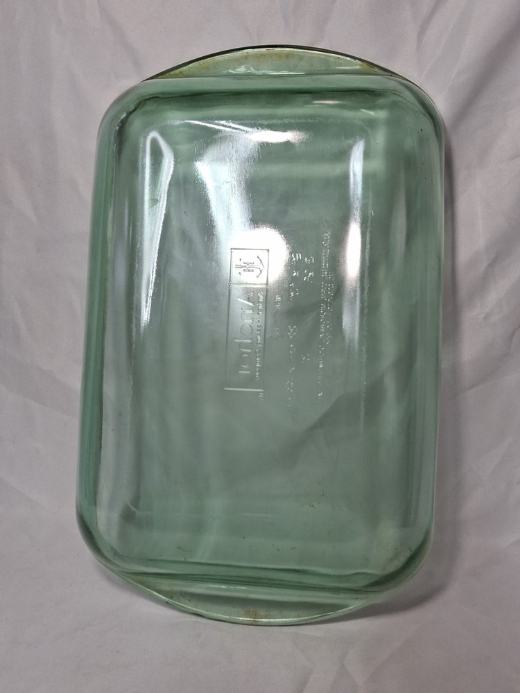 Vintage Anchor Hocking Green 3 Quart 9X13 Rectangular Casserole Baking Dish