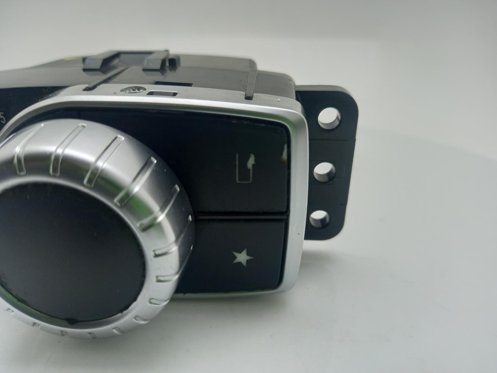 MERCEDES CLA Radio Sat Nav Control Switch Unit 2013-2019