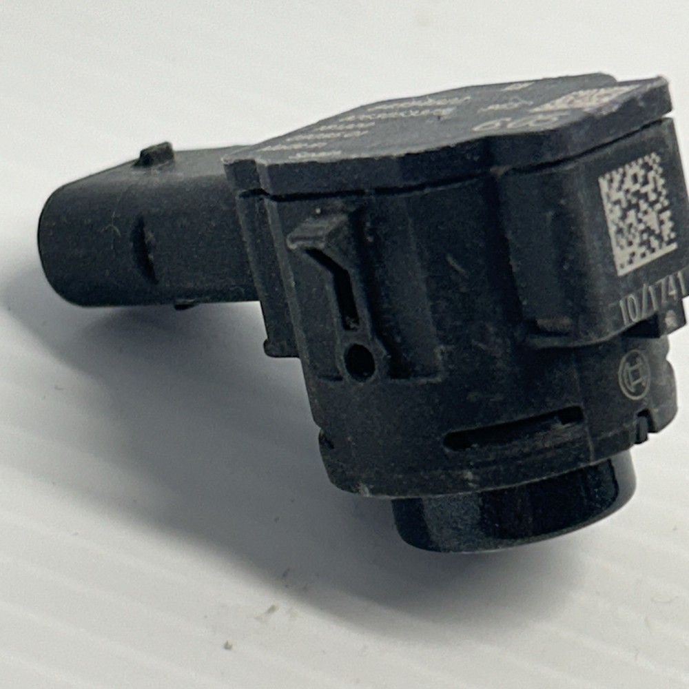 2015-2021 XT4 GM Genuine Part PDS Sensor 84394627