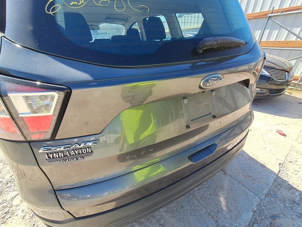 Fuse Box Engine Fits 18 ESCAPE 2745291