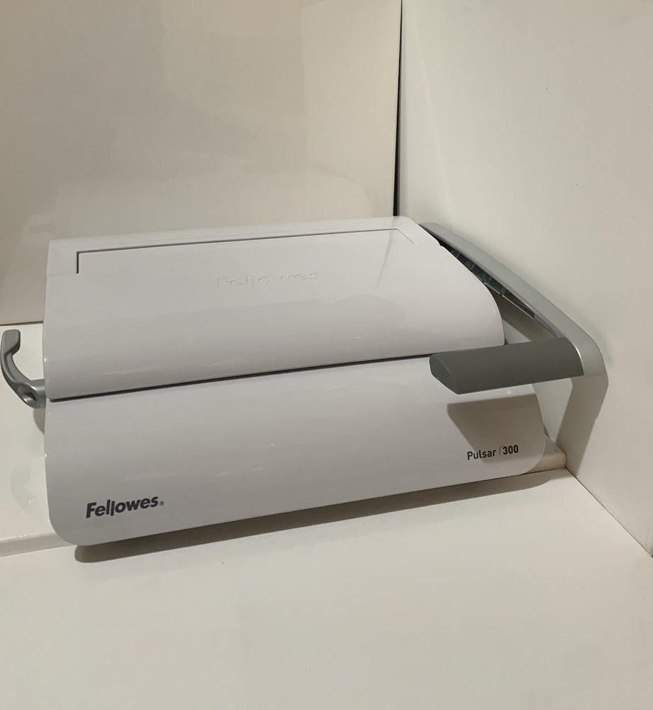 Binding Fellowes Electric Comb Binding System 300 Sheets White 52166