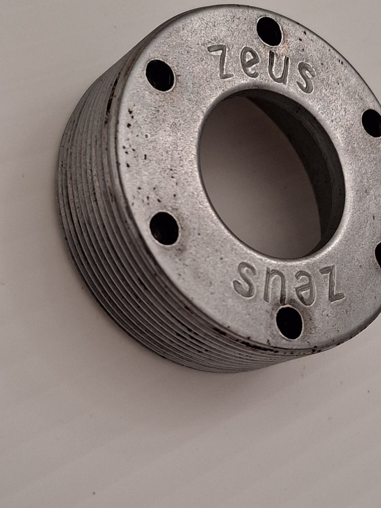 Zeus Bottom Bracket Axle And Adjustable Cup With Lock Ring Italian Threads