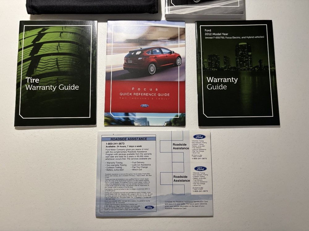 2012 Ford Focus Owner's Guide OEM Set