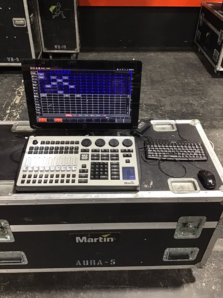 Martin M2GO Lighting Console kit with Pelican case