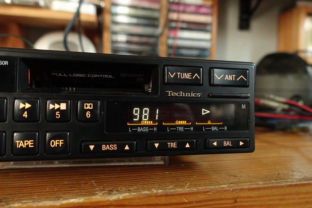Technics for Mercedes Car. Model J201. Cassette/Bluetooth player. Classic Design