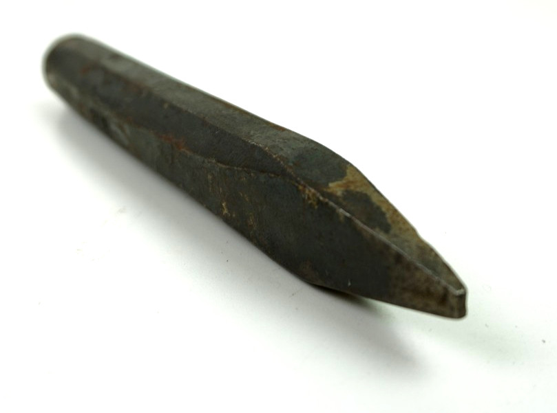 ICTW 2 Lb Concrete Breaker Point Chisel