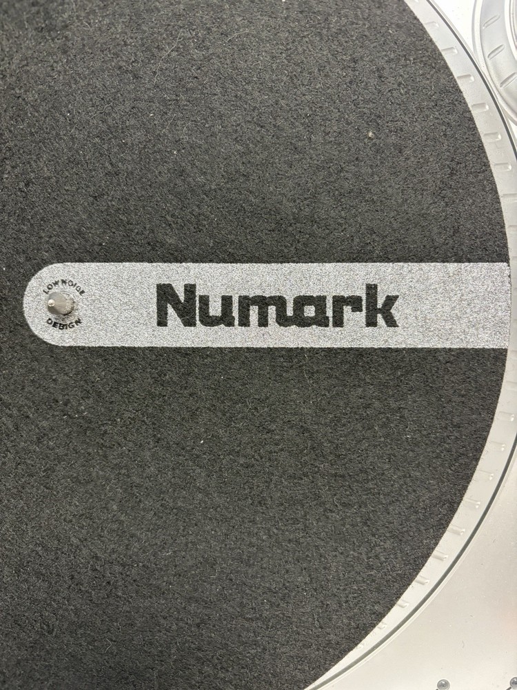 Numark TT USB Turntable Professional Convert Vinyl Record To Digital.