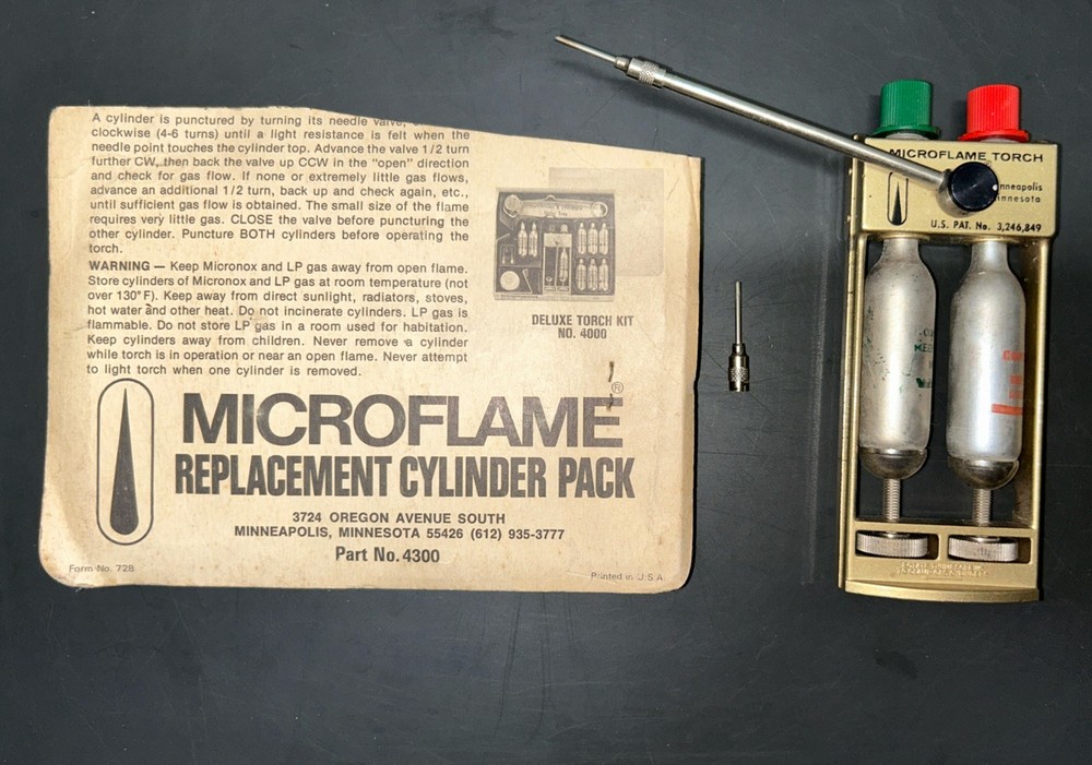 Mircoflame Torch Standard Model & Microflame Replacement Cylinder Pack
