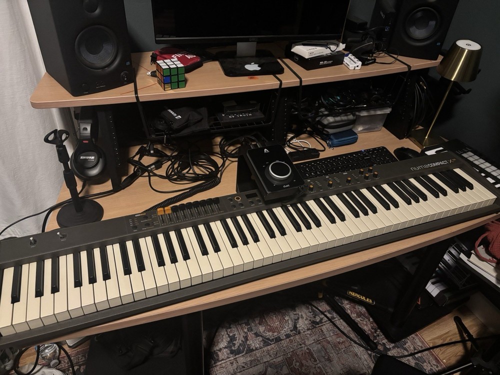 Desktop Riser - For Apogee Duet 3