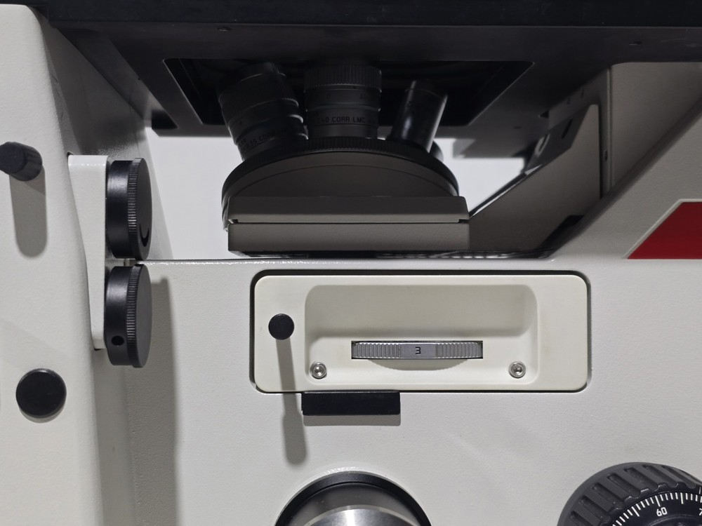 Leica DMIRB Phase and Modulation Contrast Fluorescence Inverted Microscope